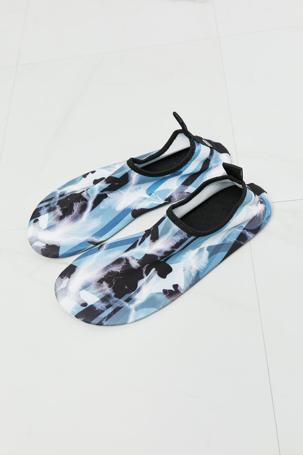 MMshoes On The Shore Water Shoes in Multi-Swim-Authentically Radd Women's Online Boutique in Endwell, New York